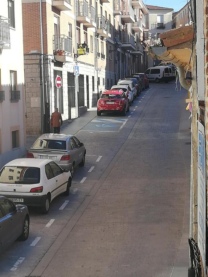 Tres Monos * Ávila